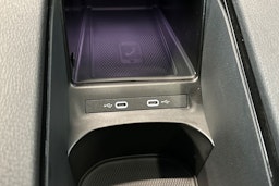 valkoinen Volkswagen ID.4 2025 kuva 27.