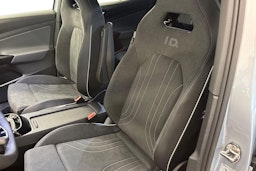 met. harmaa Volkswagen ID.4 2025 kuva 8.