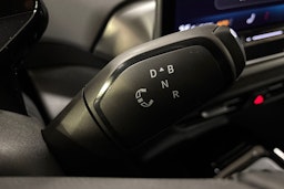 met. harmaa Volkswagen ID.4 2025 kuva 10.