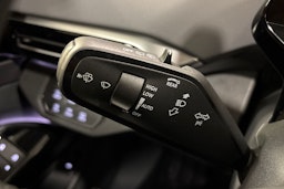 met. harmaa Volkswagen ID.4 2025 kuva 11.