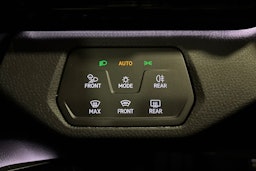 met. harmaa Volkswagen ID.4 2025 kuva 12.