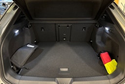 met. harmaa Volkswagen ID.4 2025 kuva 19.