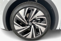 valkoinen Volkswagen ID.4 2025 kuva 9.