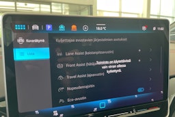 valkoinen Volkswagen ID.4 2025 kuva 15.