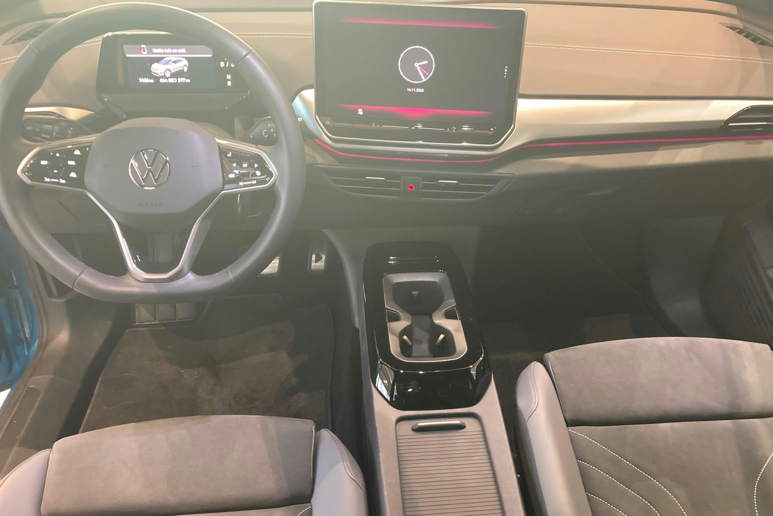 sininen Volkswagen ID.4 2025 kuva 7.