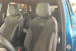 sininen Volkswagen ID.4 2025 kuva 11.