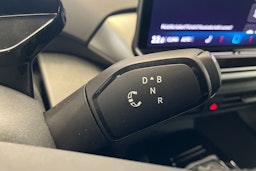 sininen Volkswagen ID.4 2025 kuva 17.