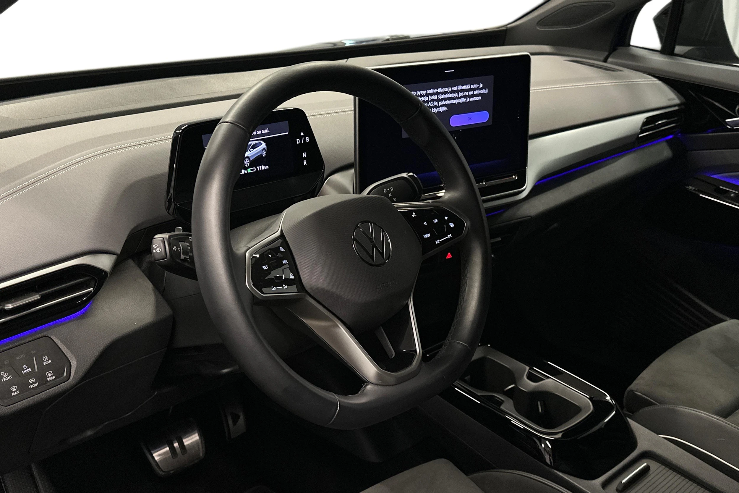 sininen Volkswagen ID.4 2025 kuva 6.
