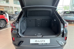 musta Volkswagen ID.4 2025 kuva 16.