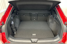 punainen Volkswagen ID.4 2025 kuva 12.