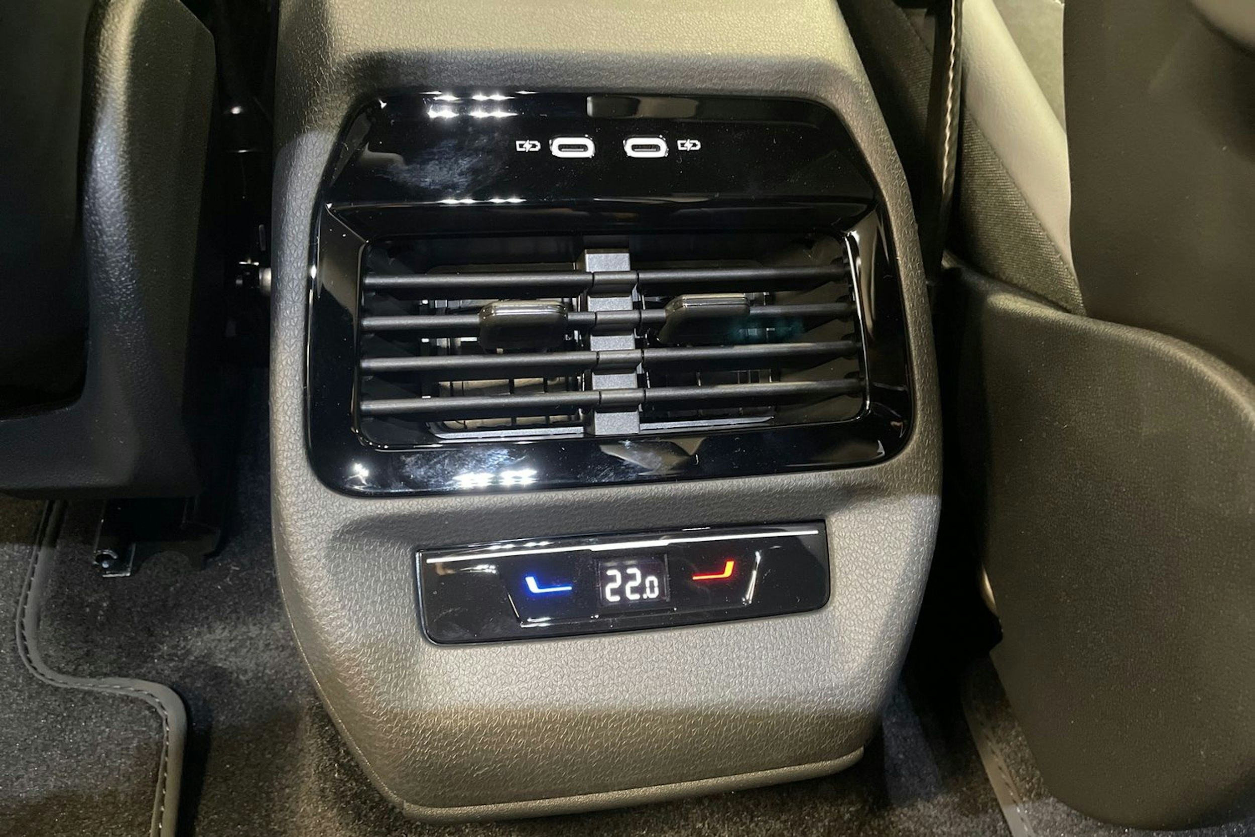 met. musta Volkswagen ID.4 2025 kuva 13.