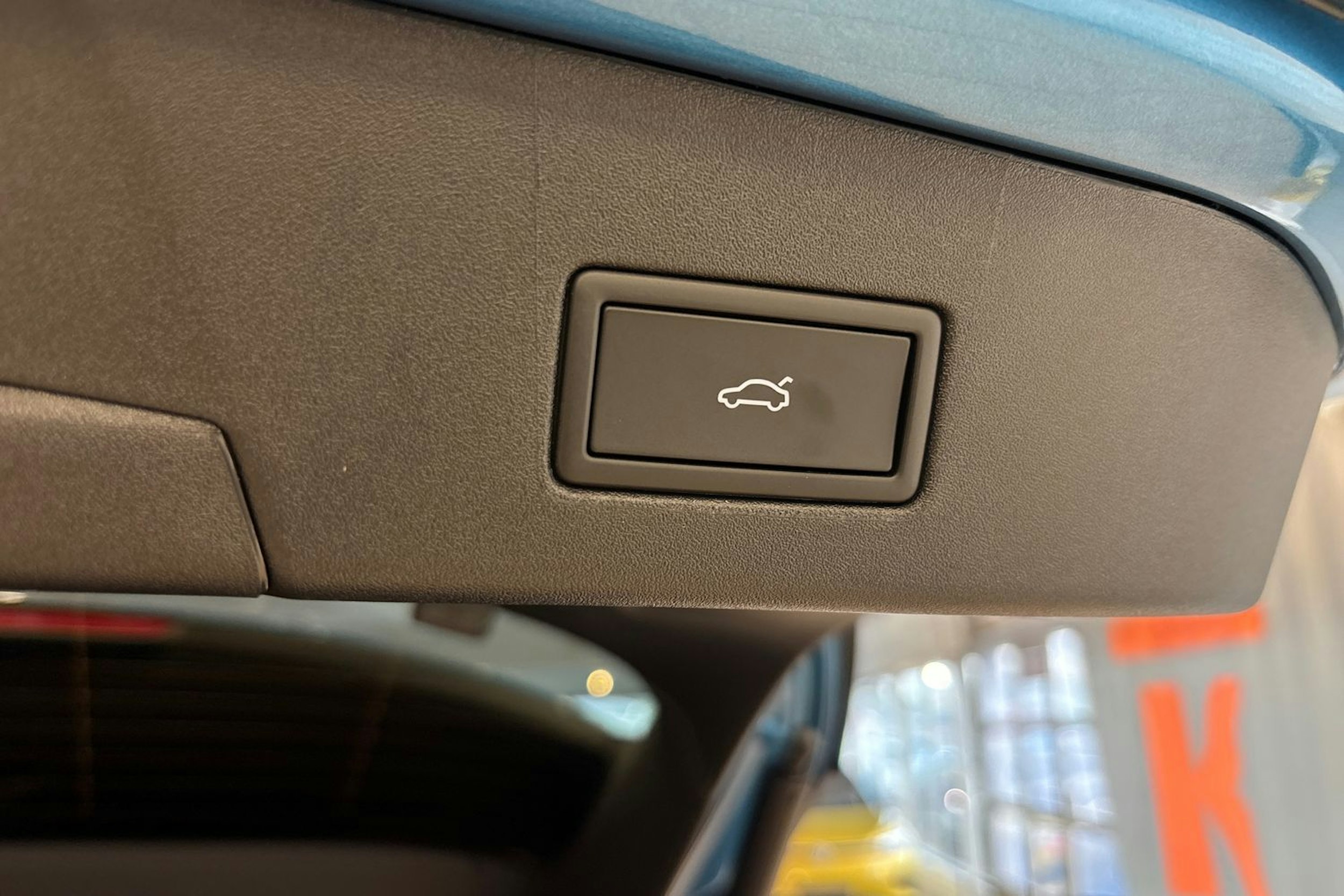 sininen Volkswagen ID.4 2025 kuva 30.