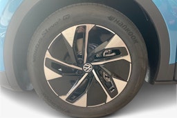 sininen Volkswagen ID.4 2025 kuva 9.