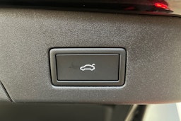 musta Volkswagen ID.4 2025 kuva 13.