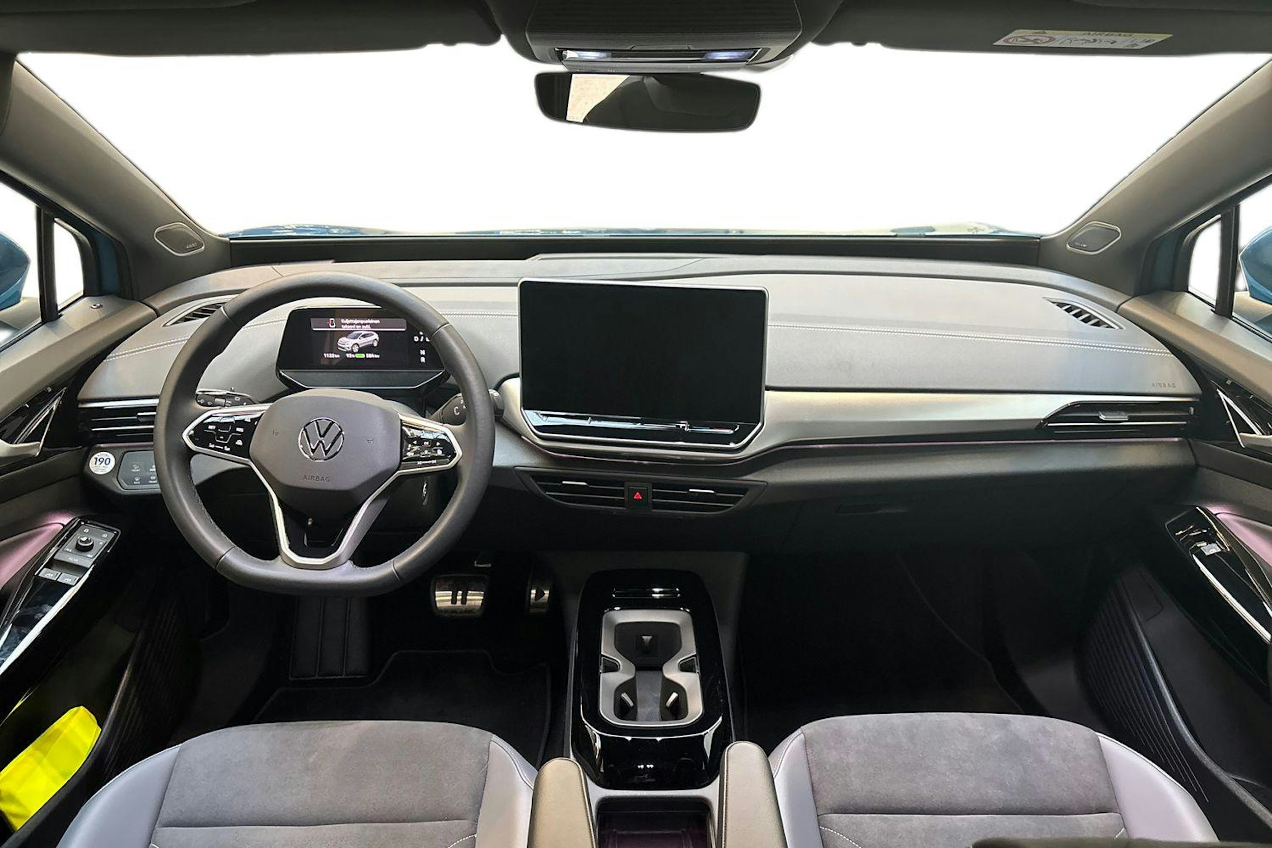 sininen Volkswagen ID.4 2025 kuva 9.