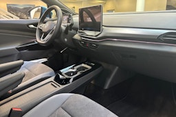 sininen Volkswagen ID.4 2025 kuva 29.