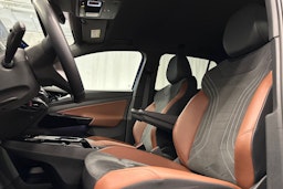 sininen Volkswagen ID.4 2025 kuva 16.