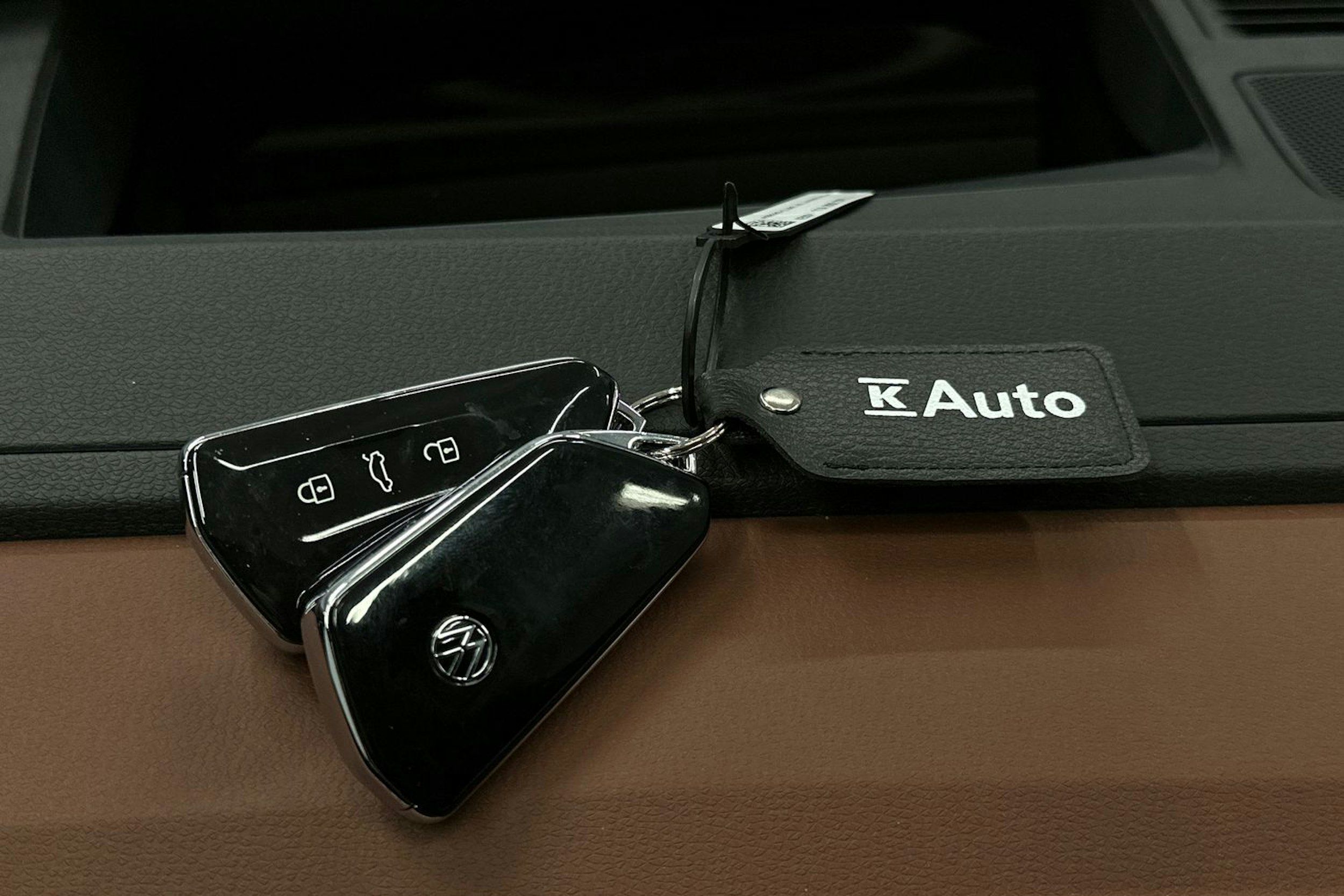 sininen Volkswagen ID.4 2025 kuva 37.