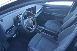 musta Volkswagen ID.4 2025 kuva 6.
