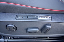 musta Volkswagen ID.4 2025 kuva 14.