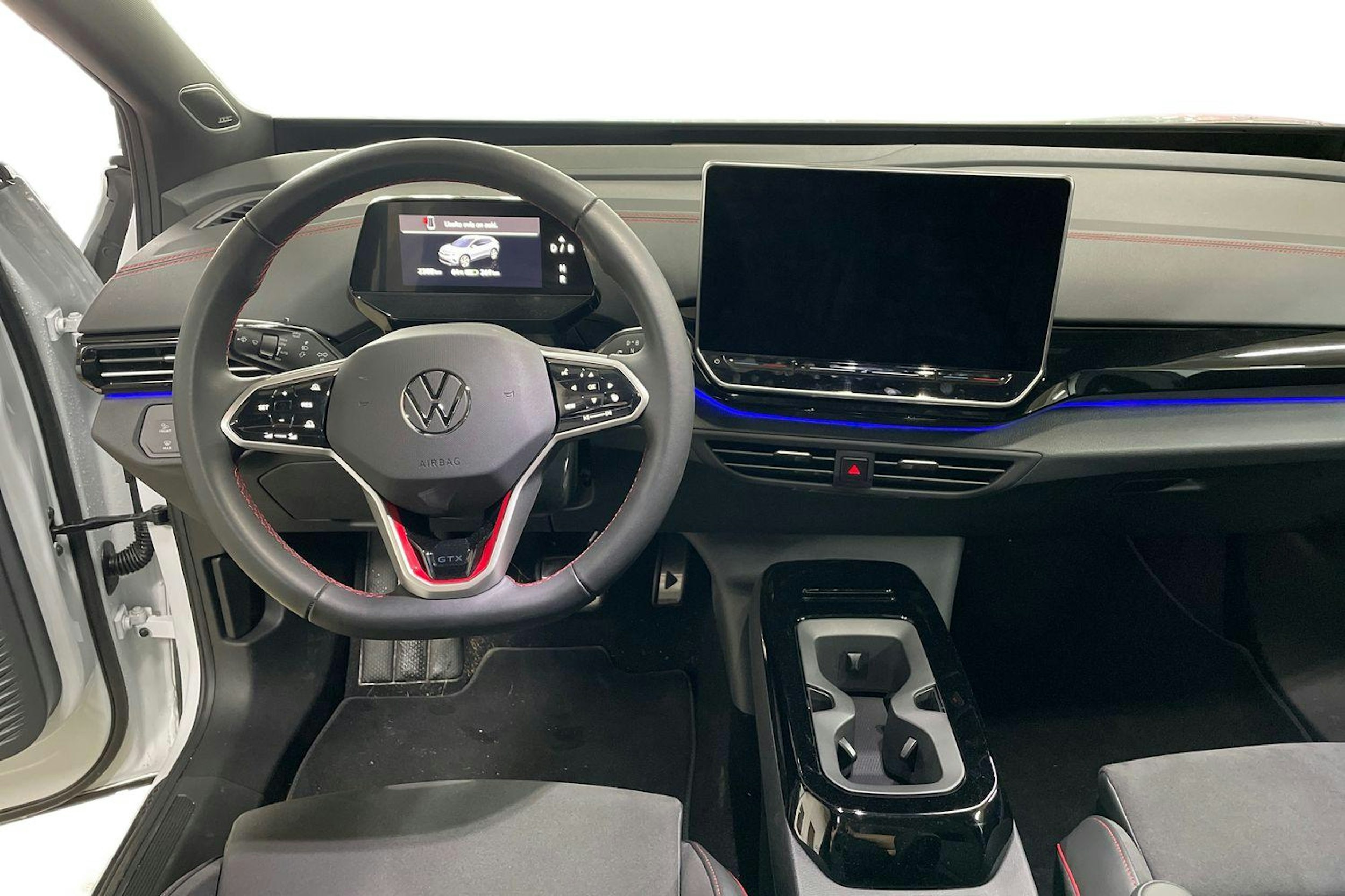 valkoinen Volkswagen ID.4 2025 kuva 7.