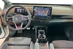 valkoinen Volkswagen ID.4 2025 kuva 7.