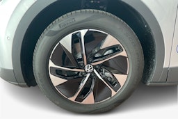 Harmaa Volkswagen ID.4 2025 kuva 9.