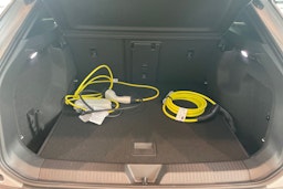 Harmaa Volkswagen ID.4 2025 kuva 11.