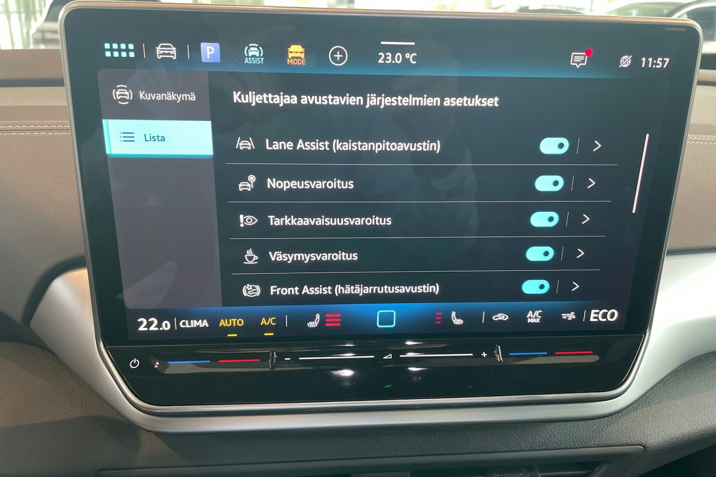 Harmaa Volkswagen ID.4 2025 kuva 12.