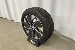 sininen Volkswagen ID.4 2025 kuva 13.