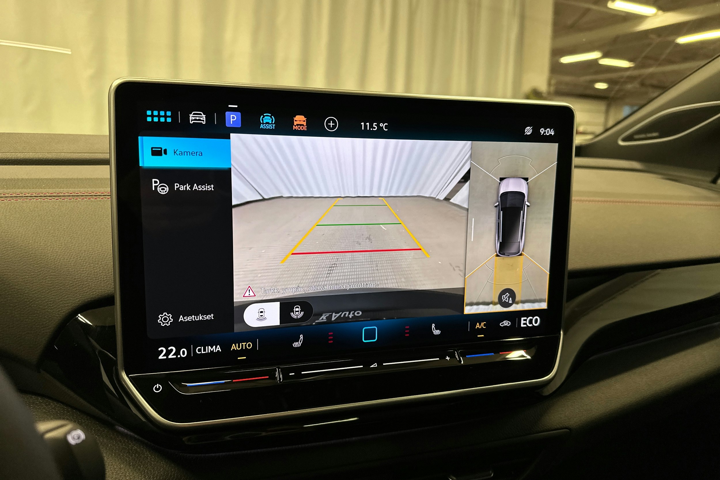 sininen Volkswagen ID.4 2025 kuva 19.