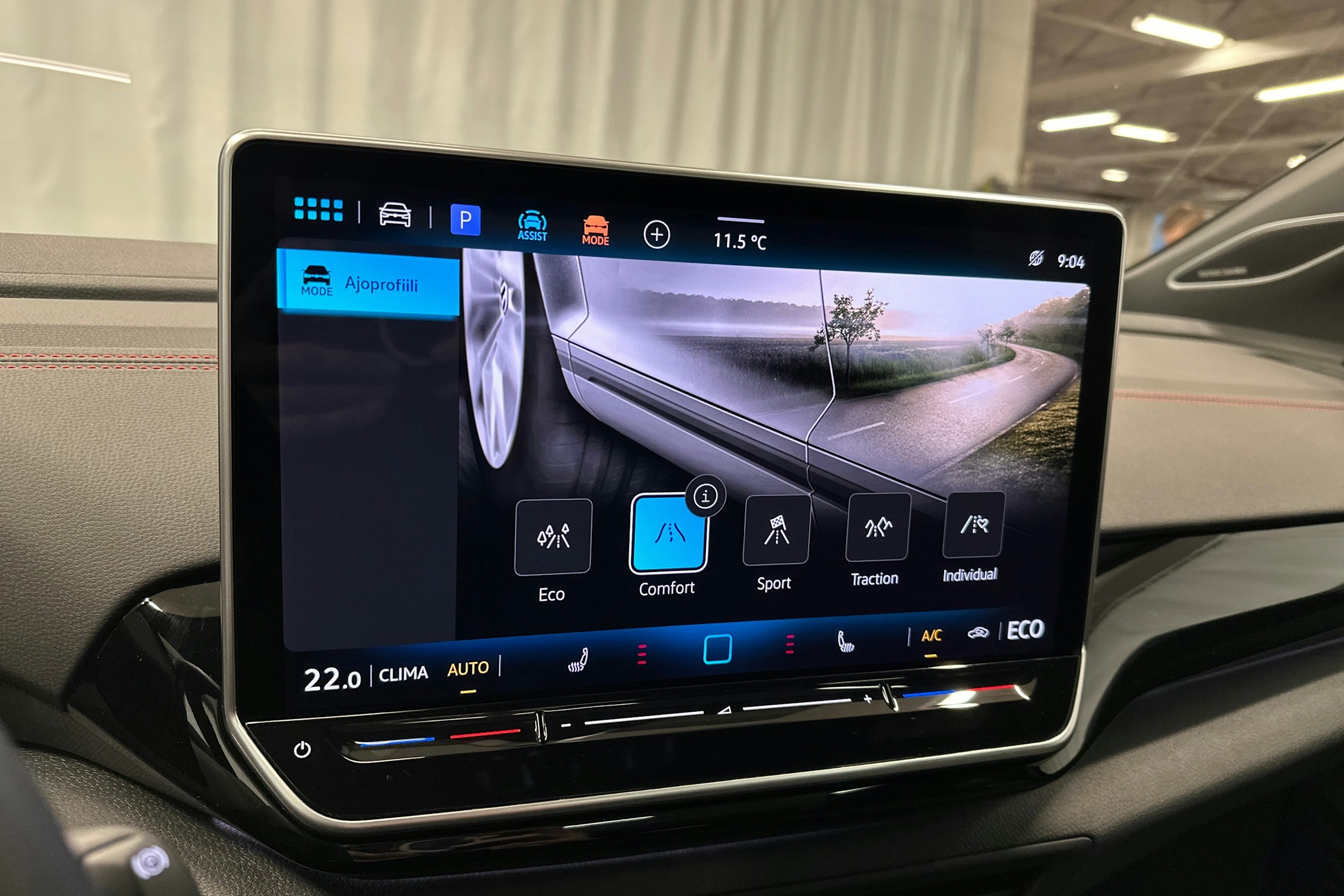 sininen Volkswagen ID.4 2025 kuva 20.