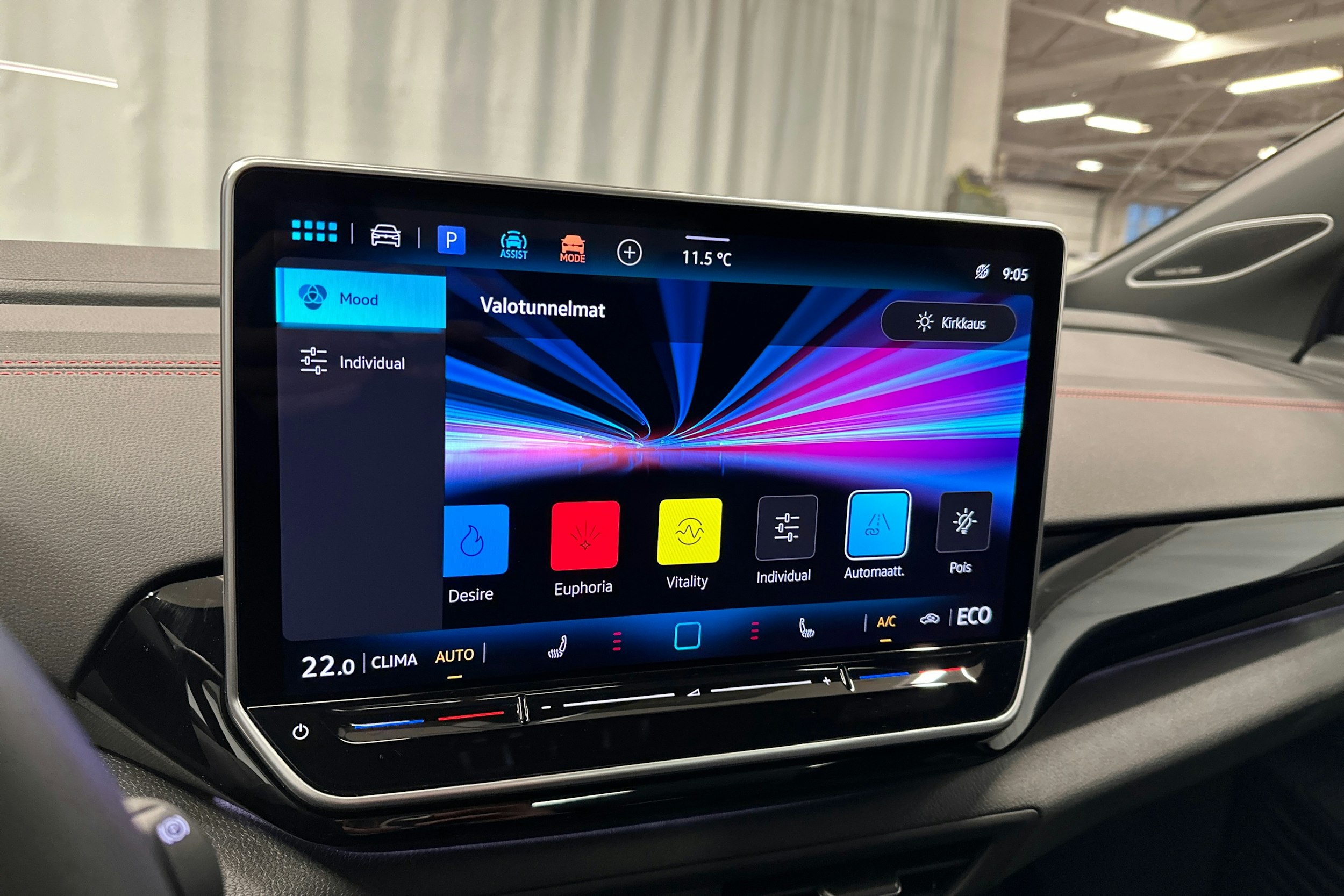 sininen Volkswagen ID.4 2025 kuva 26.