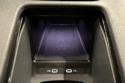 sininen Volkswagen ID.4 2025 kuva 27.