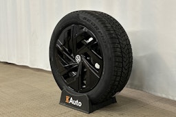 valkoinen Volkswagen ID.4 2025 kuva 13.