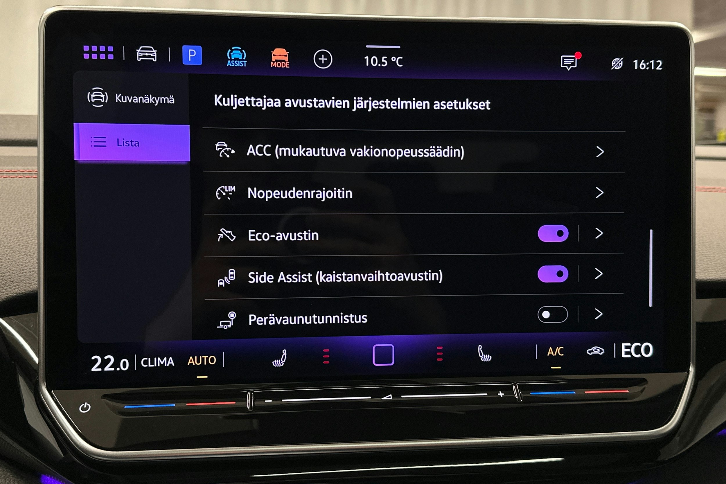 valkoinen Volkswagen ID.4 2025 kuva 31.