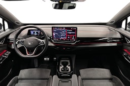 sininen Volkswagen ID.4 2025 kuva 9.