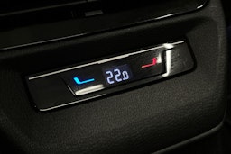 sininen Volkswagen ID.4 2025 kuva 16.