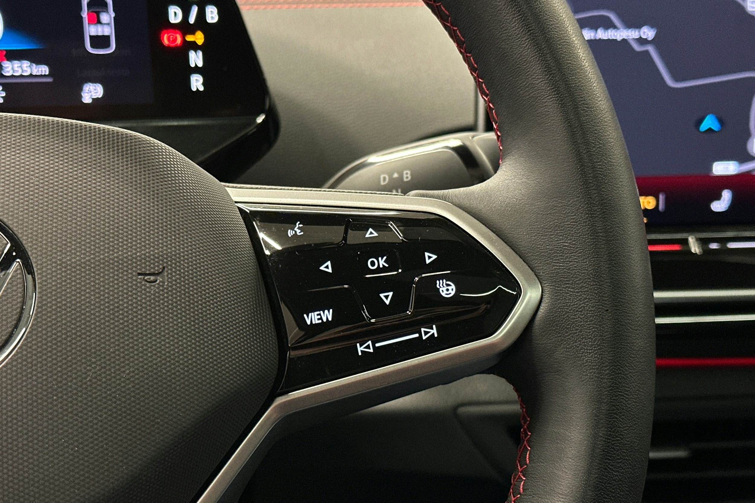 sininen Volkswagen ID.4 2025 kuva 22.