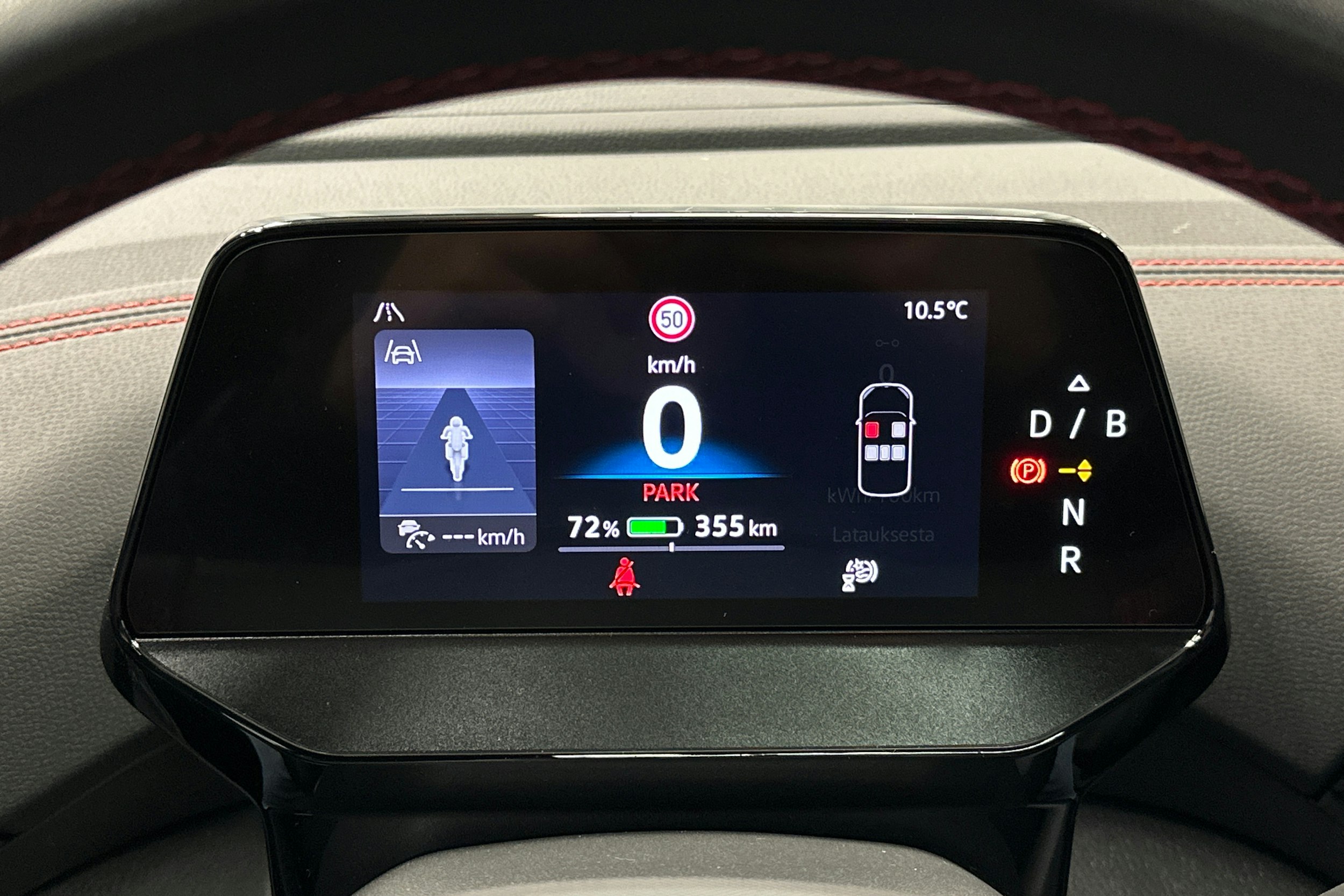 sininen Volkswagen ID.4 2025 kuva 23.