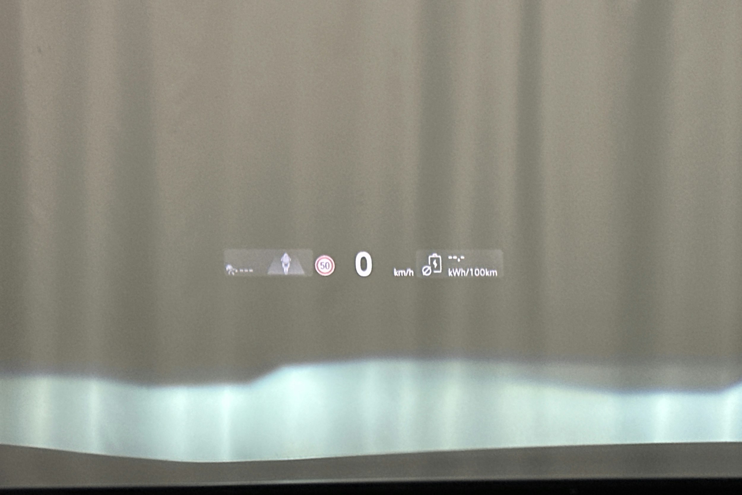 sininen Volkswagen ID.4 2025 kuva 24.