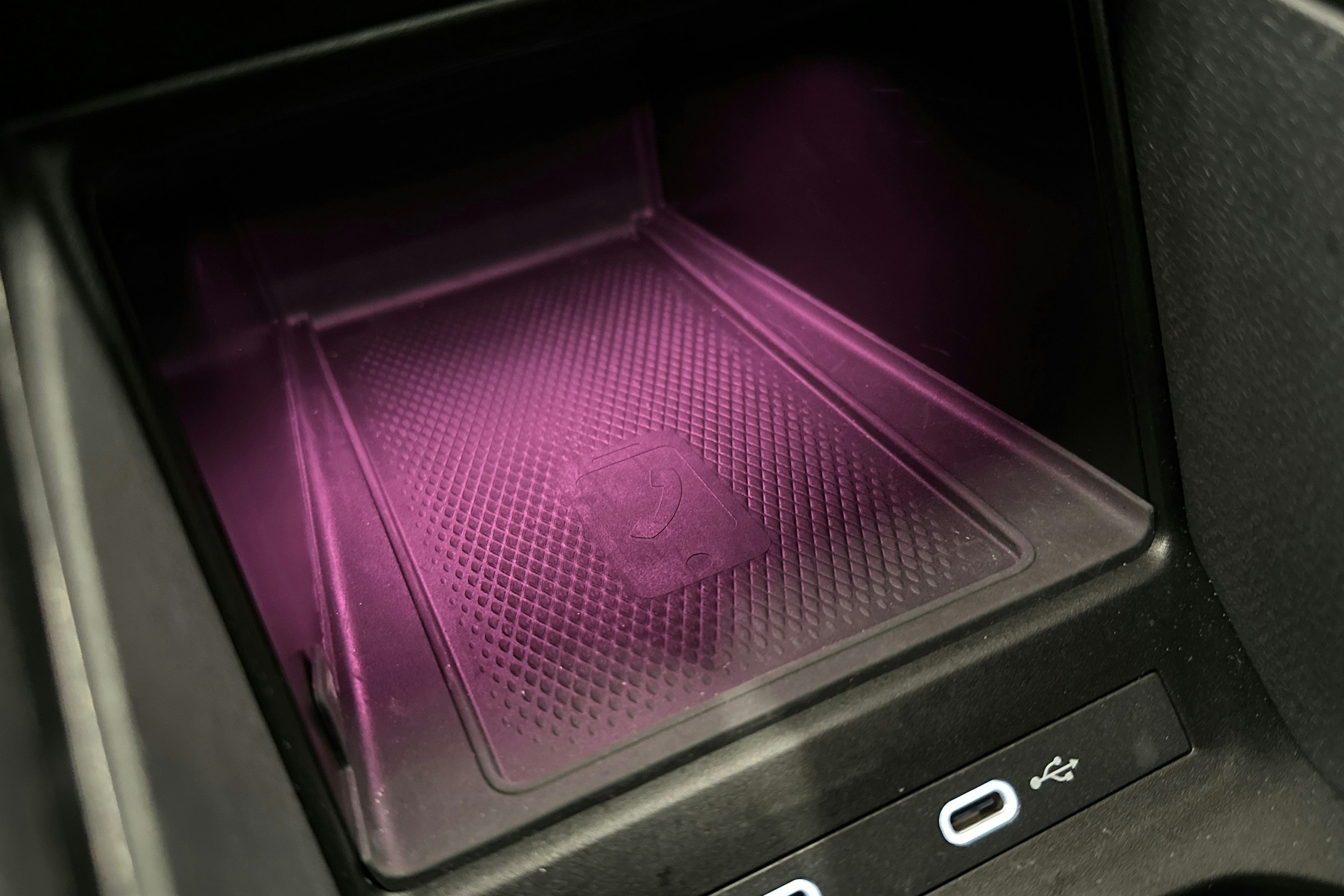 sininen Volkswagen ID.4 2025 kuva 34.