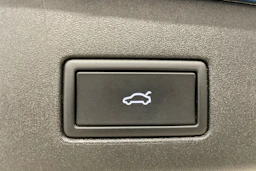 sininen Volkswagen ID.4 2025 kuva 15.