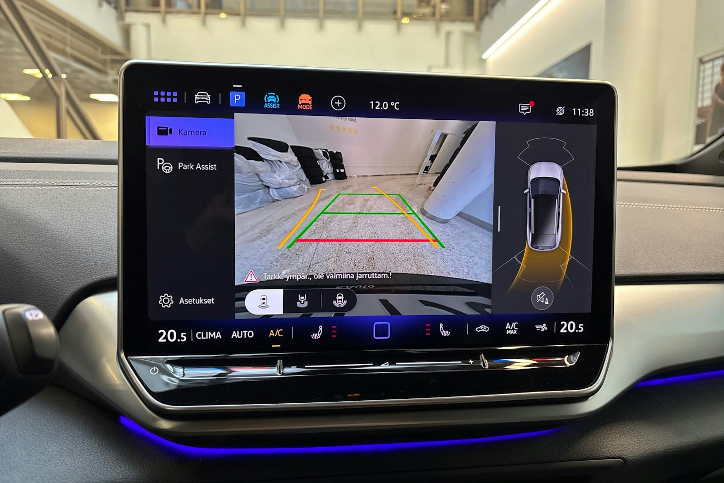 harmaa Volkswagen ID.4 2025 kuva 17.