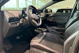 musta Volkswagen ID.4 2025 kuva 6.