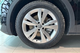 musta Volkswagen ID.4 2025 kuva 9.