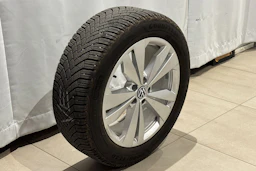met. sininen Volkswagen ID.4 2025 kuva 11.