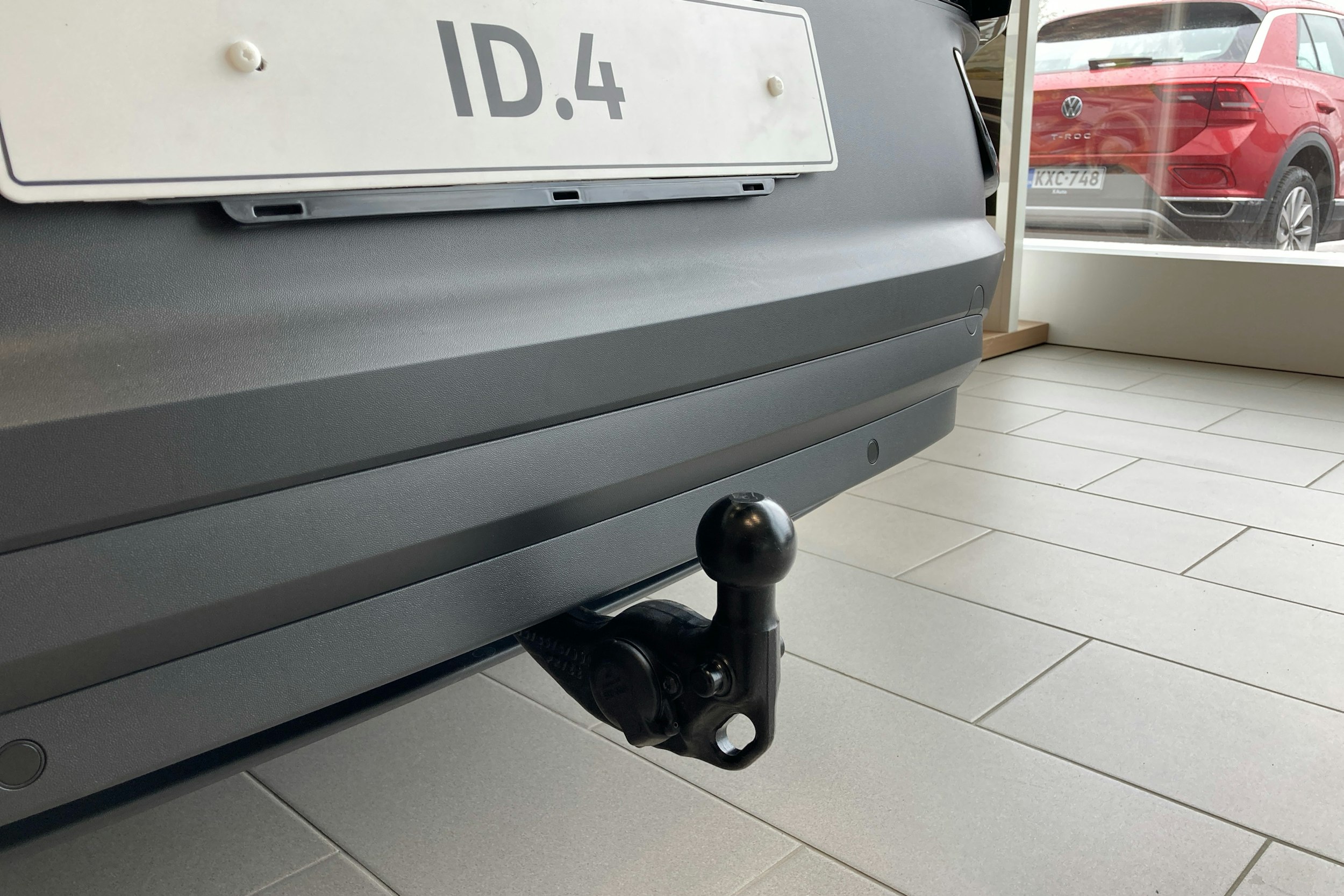 musta Volkswagen ID.4 2025 kuva 18.