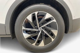 valkoinen Volkswagen ID.4 2025 kuva 9.