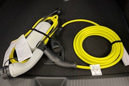valkoinen Volkswagen ID.4 2025 kuva 15.